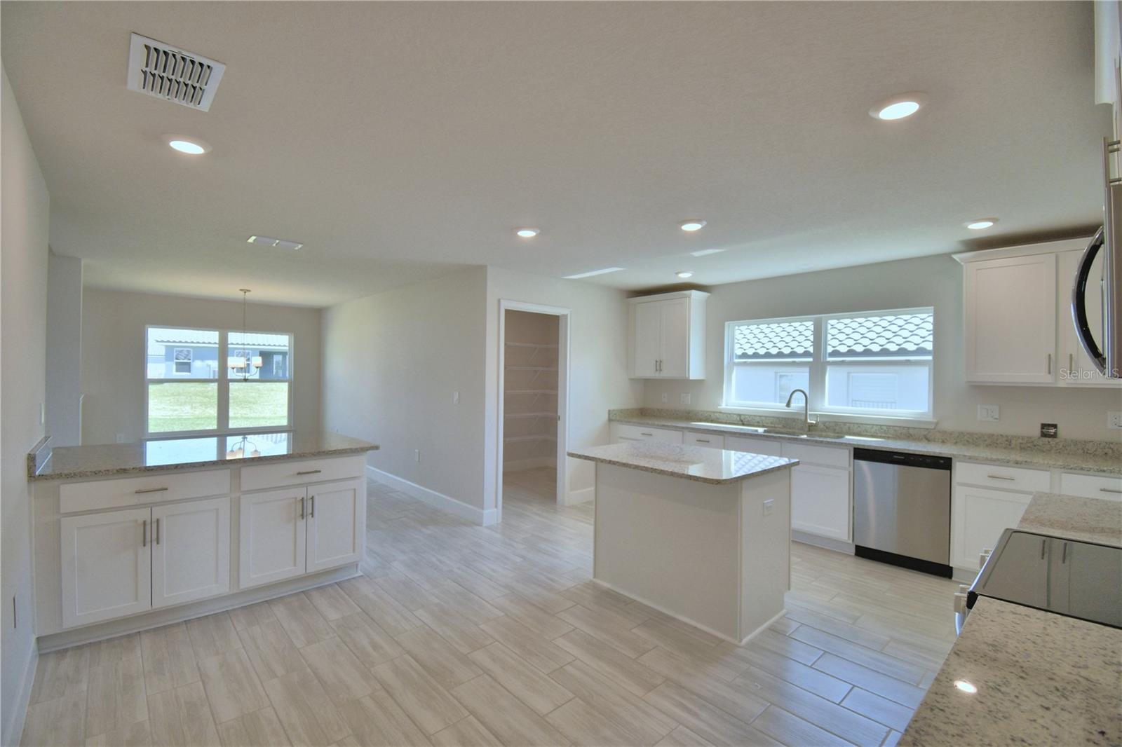 5280 Tennessee Ridge Ct Property Photo 11
