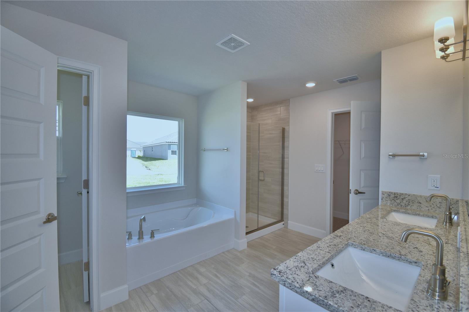 5280 Tennessee Ridge Ct Property Photo 14