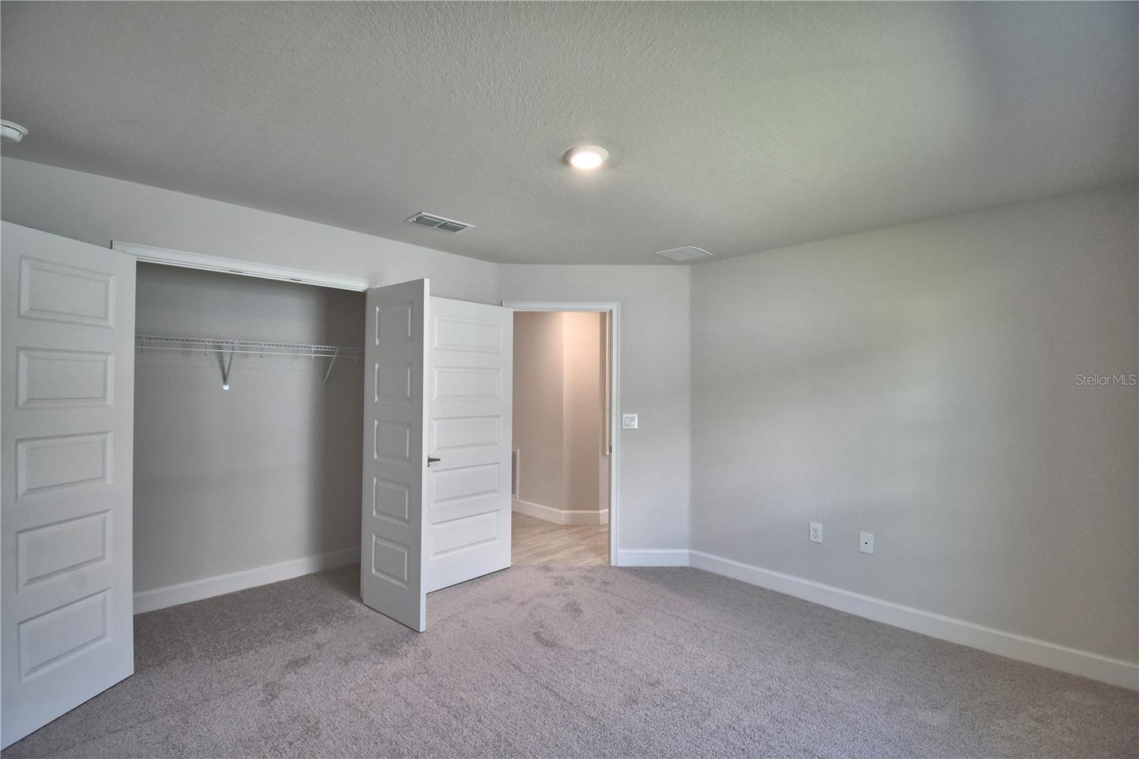 5280 Tennessee Ridge Ct Property Photo 19