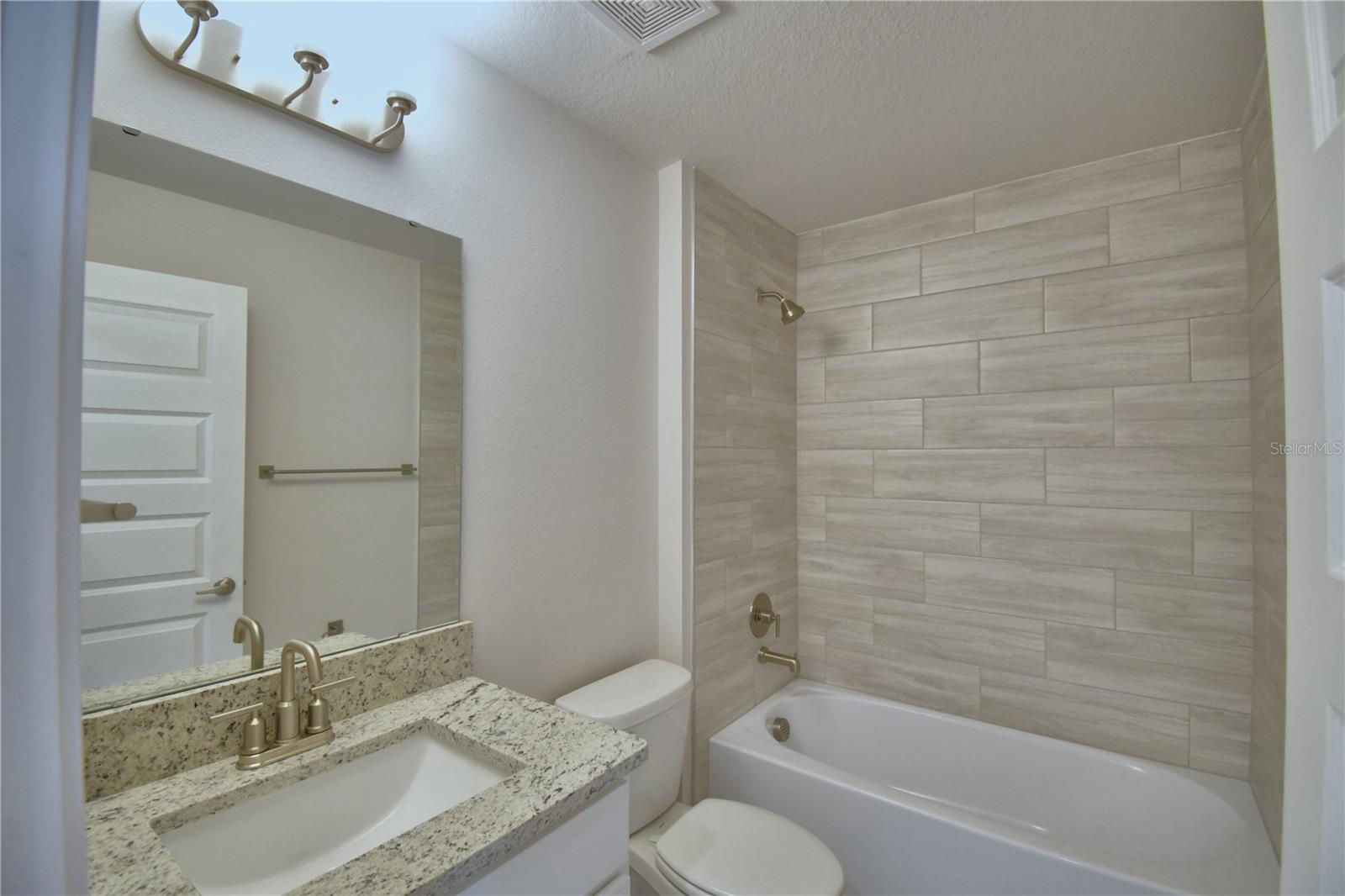 5280 Tennessee Ridge Ct Property Photo 22