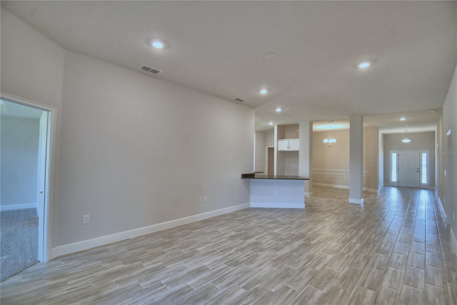 5120 Villa Crest Way Property Photo 11