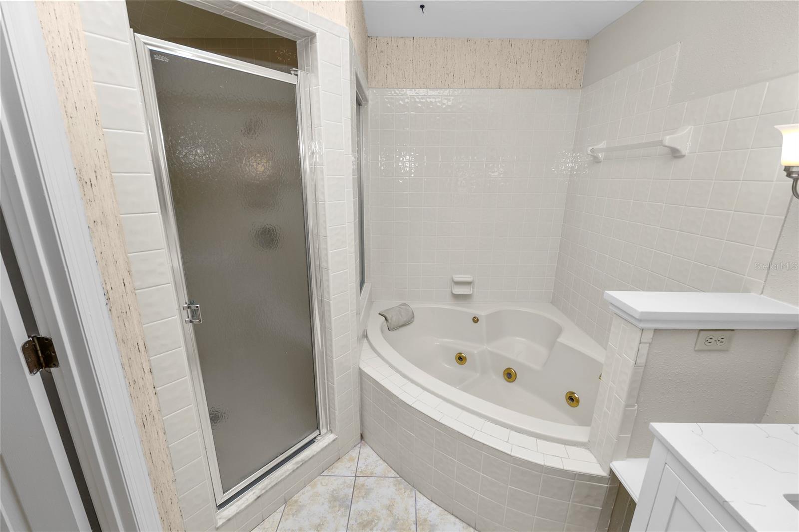 1144 Waterfall Ln #26 Property Photo 36