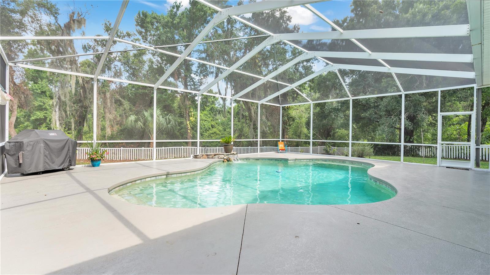 7365 Millbrook Oaks Dr Property Photo 22