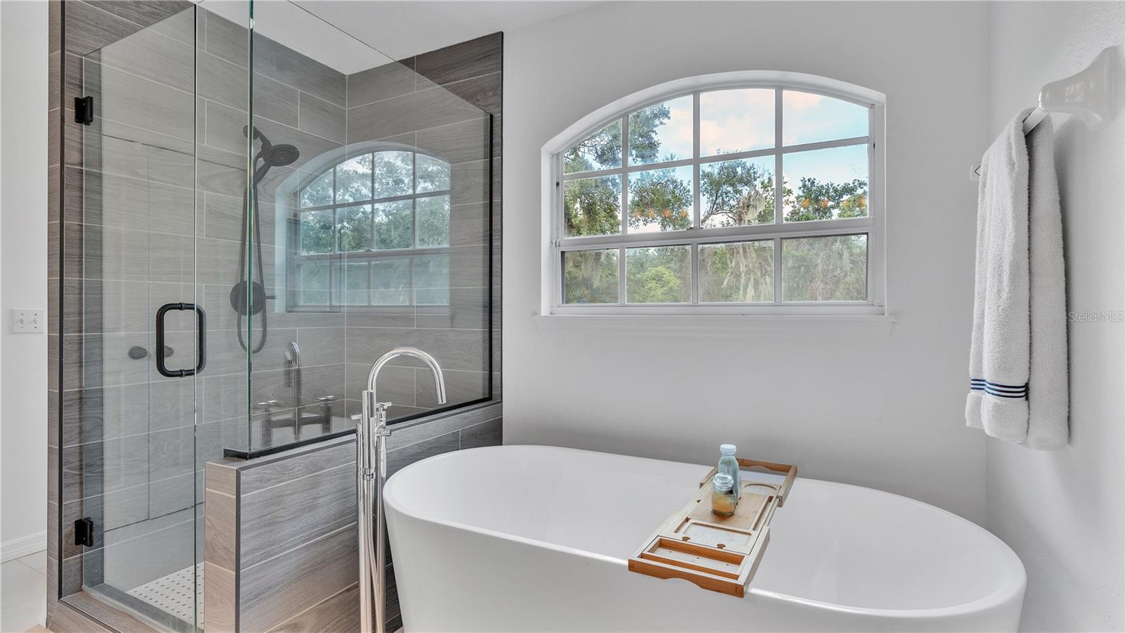 7365 Millbrook Oaks Dr Property Photo 35