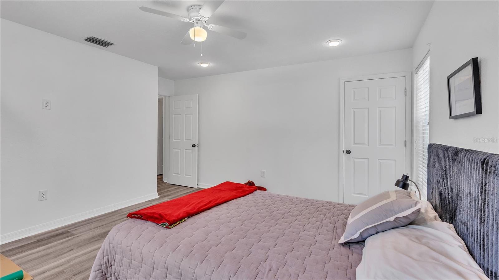 7365 Millbrook Oaks Dr Property Photo 45