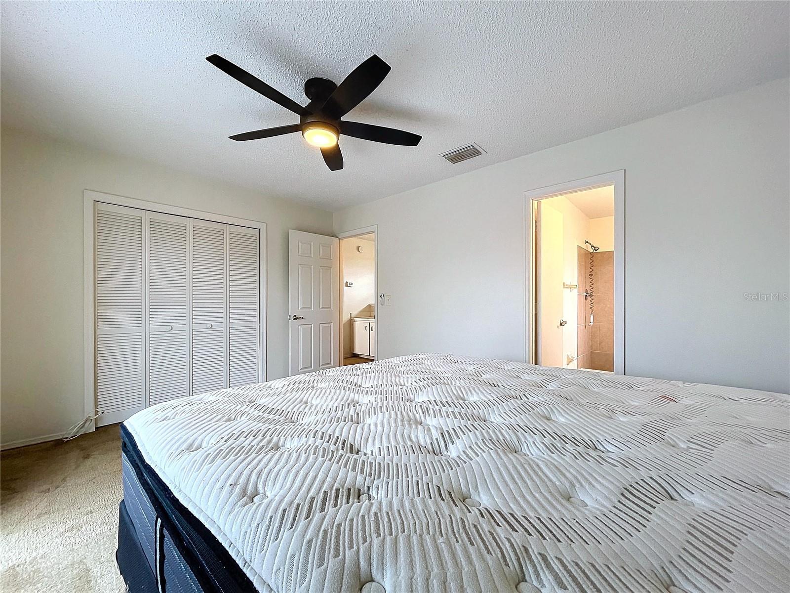 1426 Persimmon Way Property Photo 16