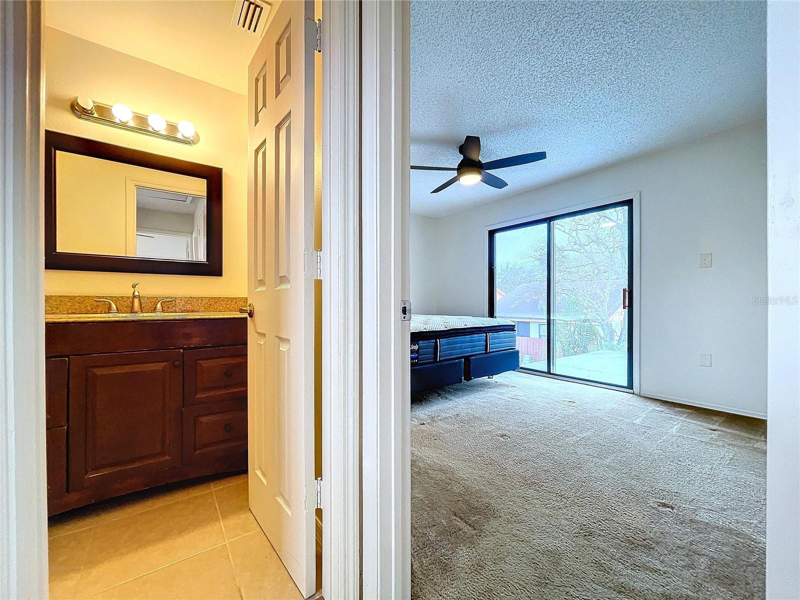 1426 Persimmon Way Property Photo 23
