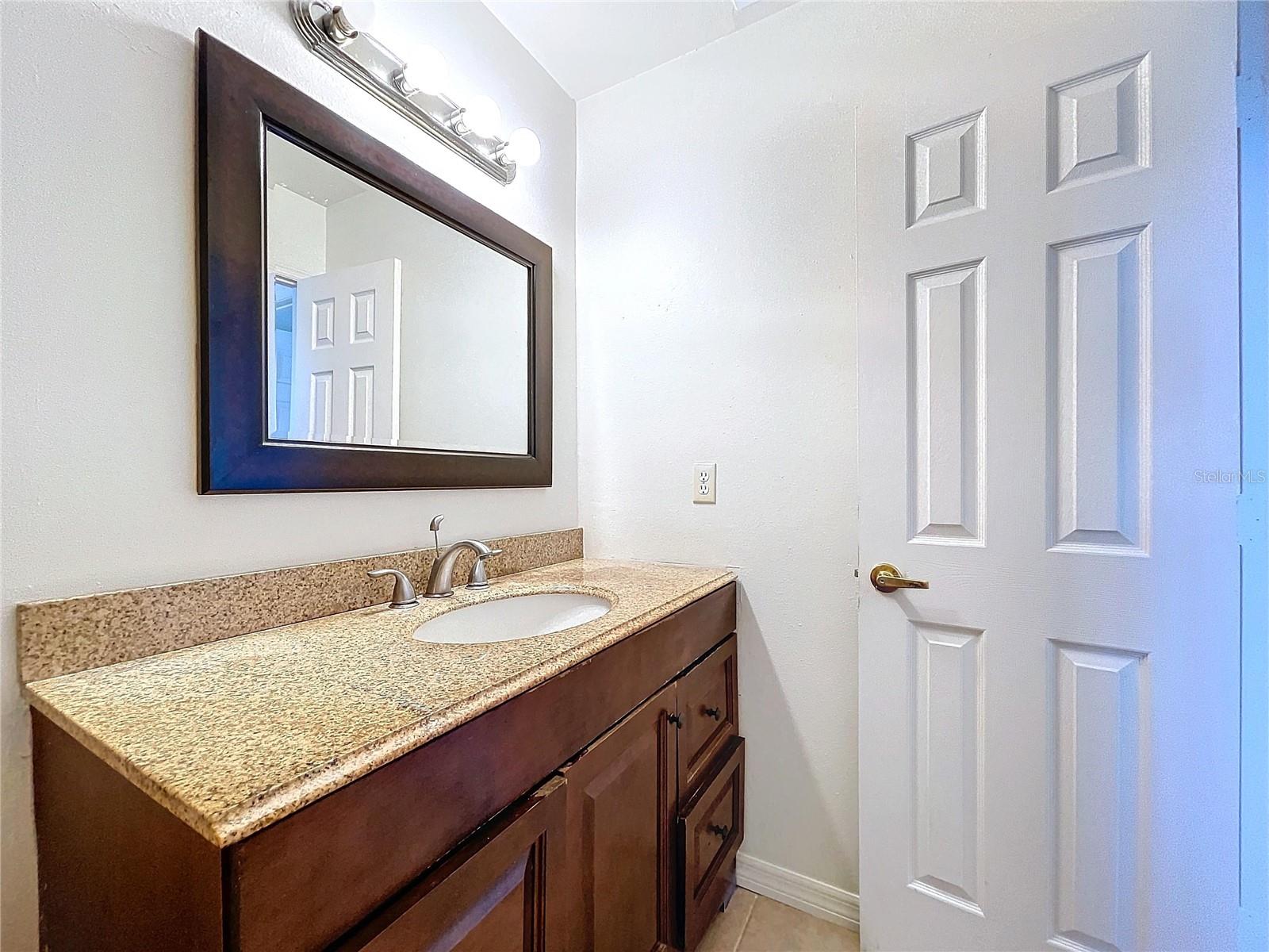 1426 Persimmon Way Property Photo 25