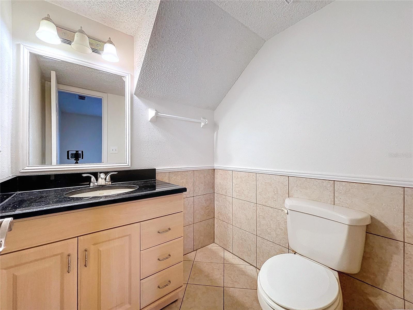 1426 Persimmon Way Property Photo 31