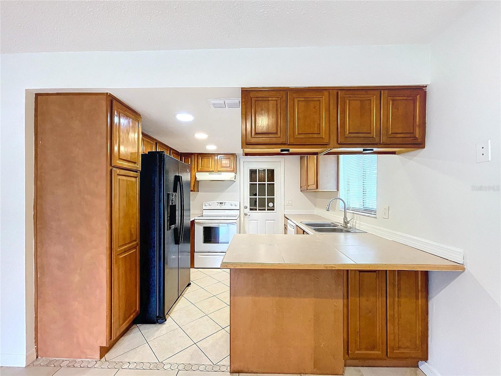 1426 Persimmon Way Property Photo 37