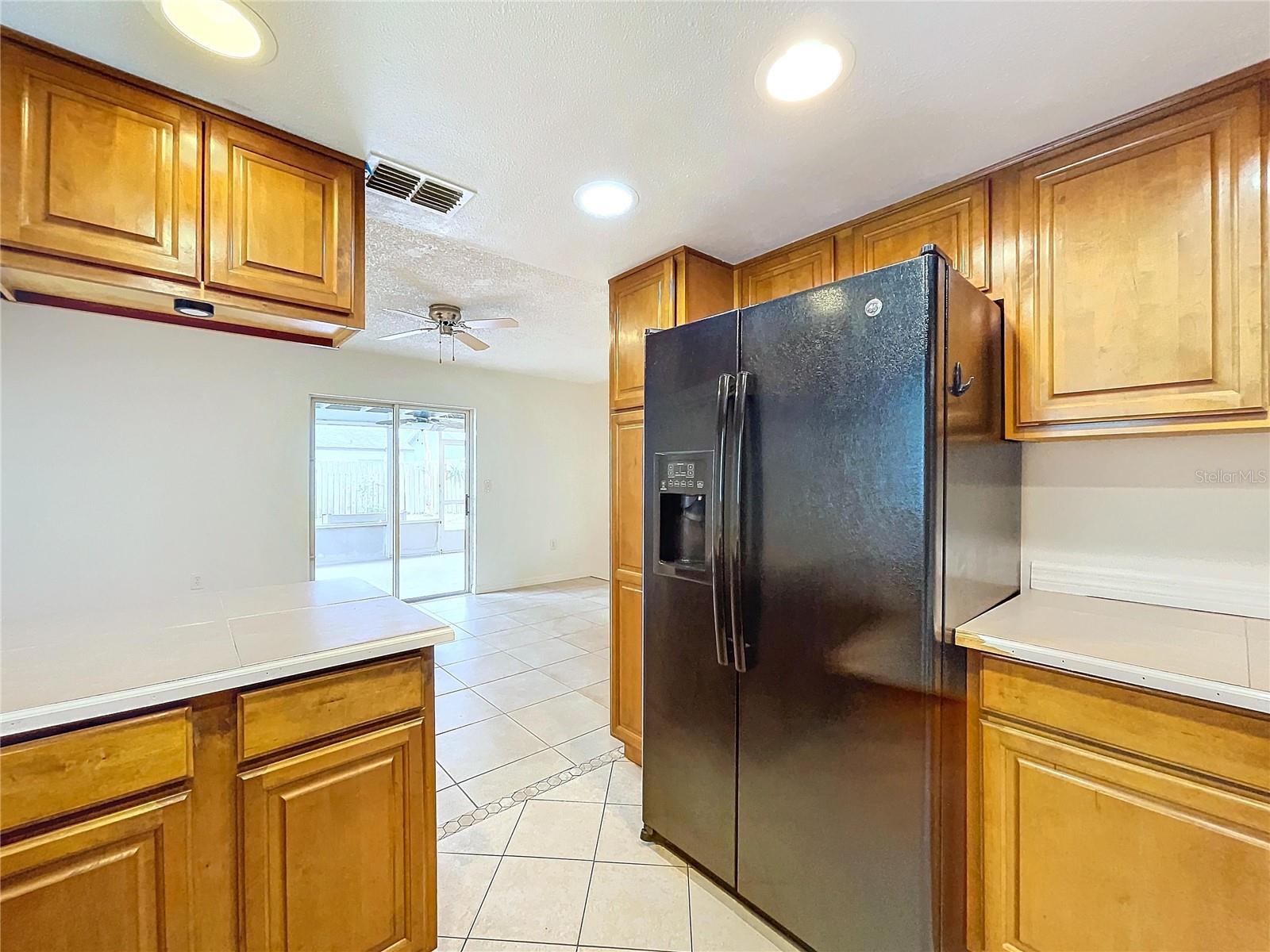 1426 Persimmon Way Property Photo 40