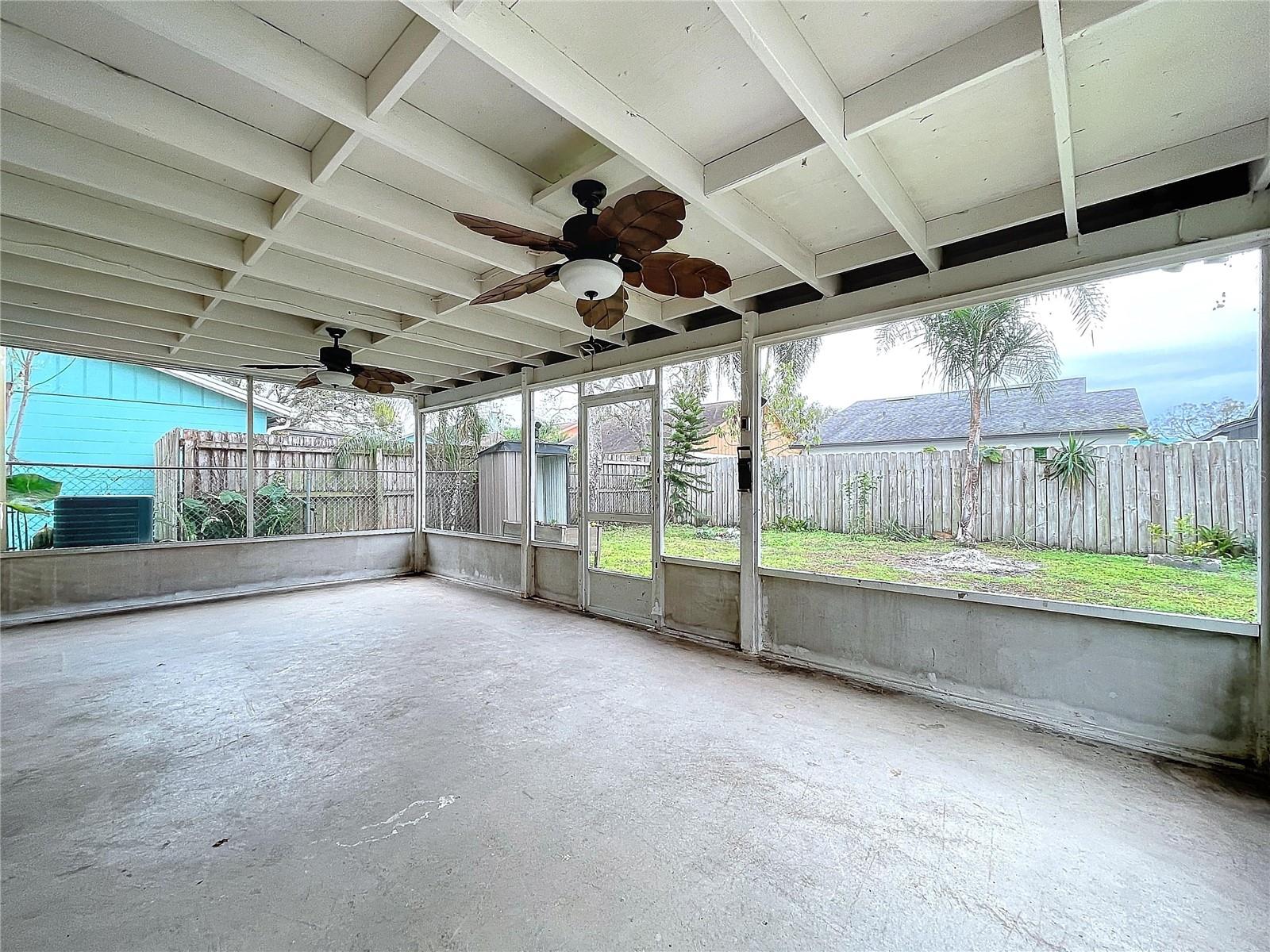 1426 Persimmon Way Property Photo 45