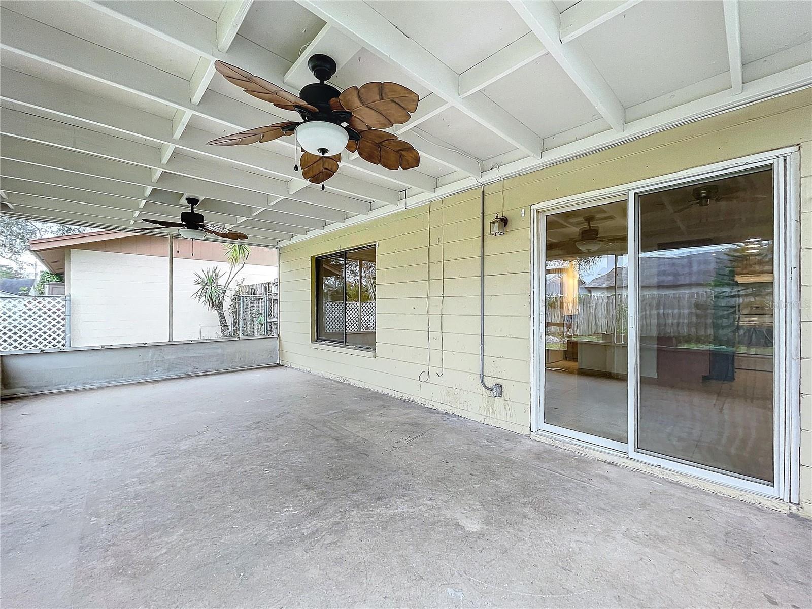 1426 Persimmon Way Property Photo 46