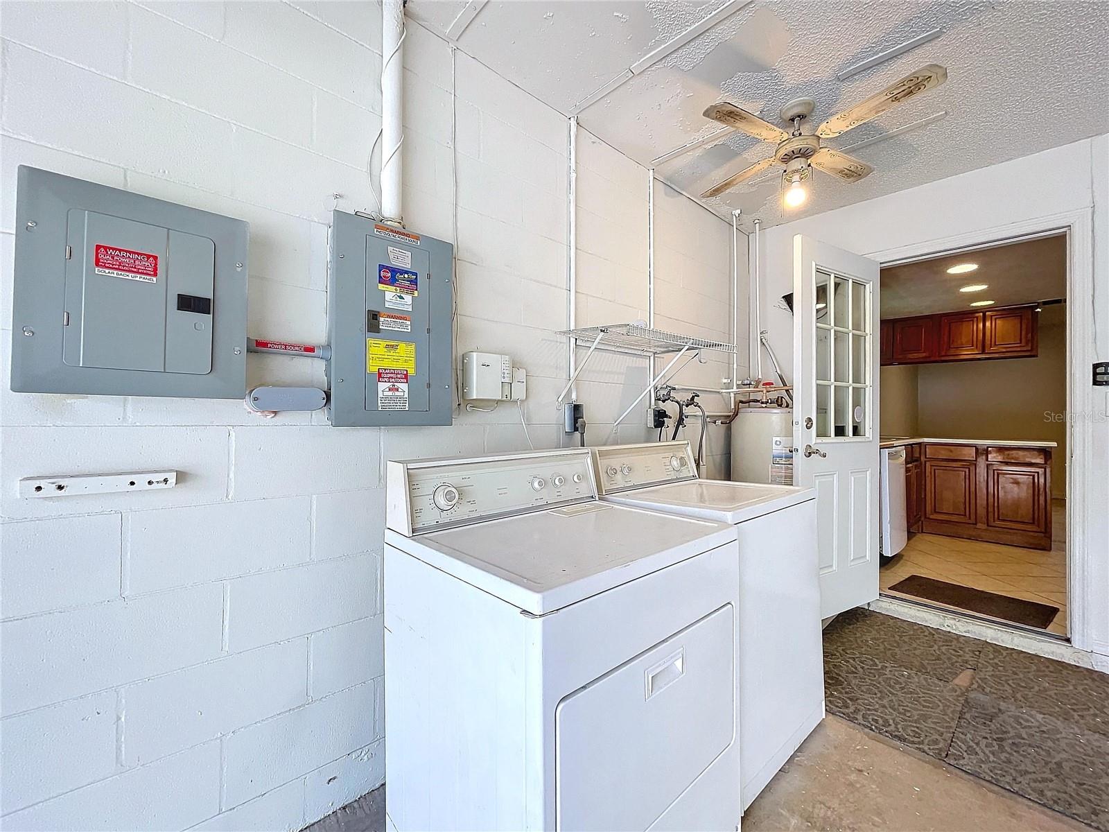 1426 Persimmon Way Property Photo 49