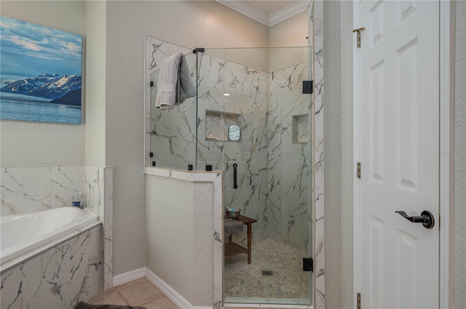 6803 Hermitage Dr Property Photo 12