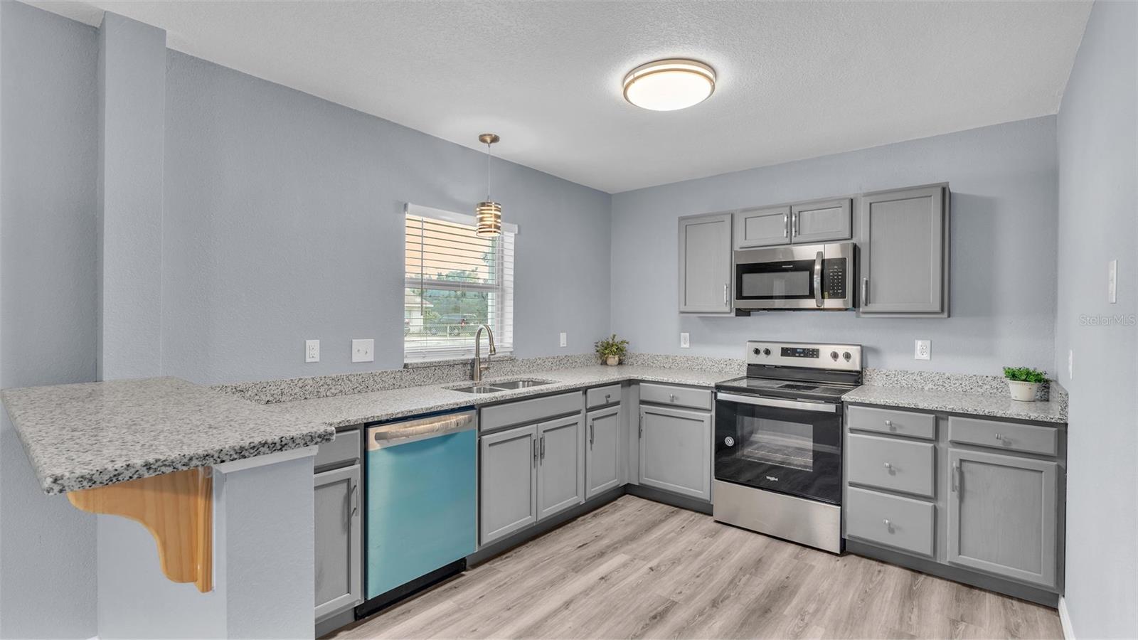880 S Lake Shore Way Property Photo 14