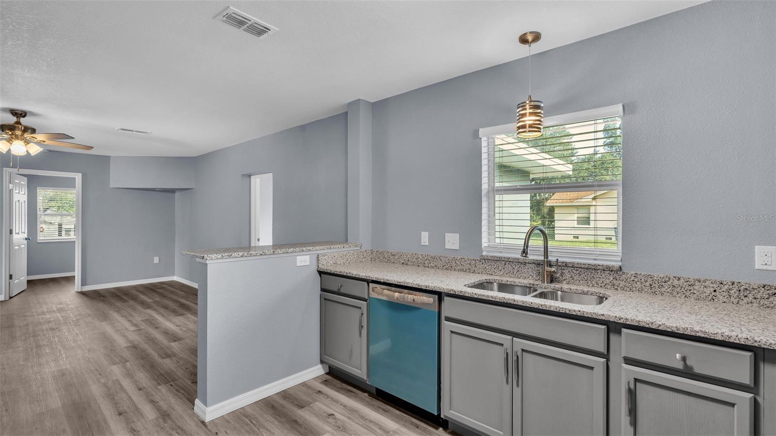 880 S Lake Shore Way Property Photo 16