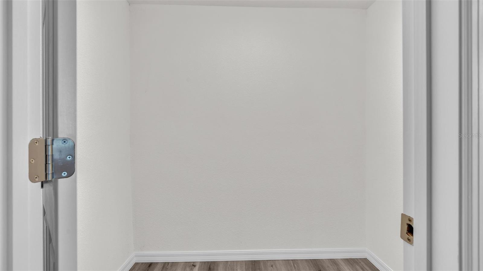 880 S Lake Shore Way Property Photo 19