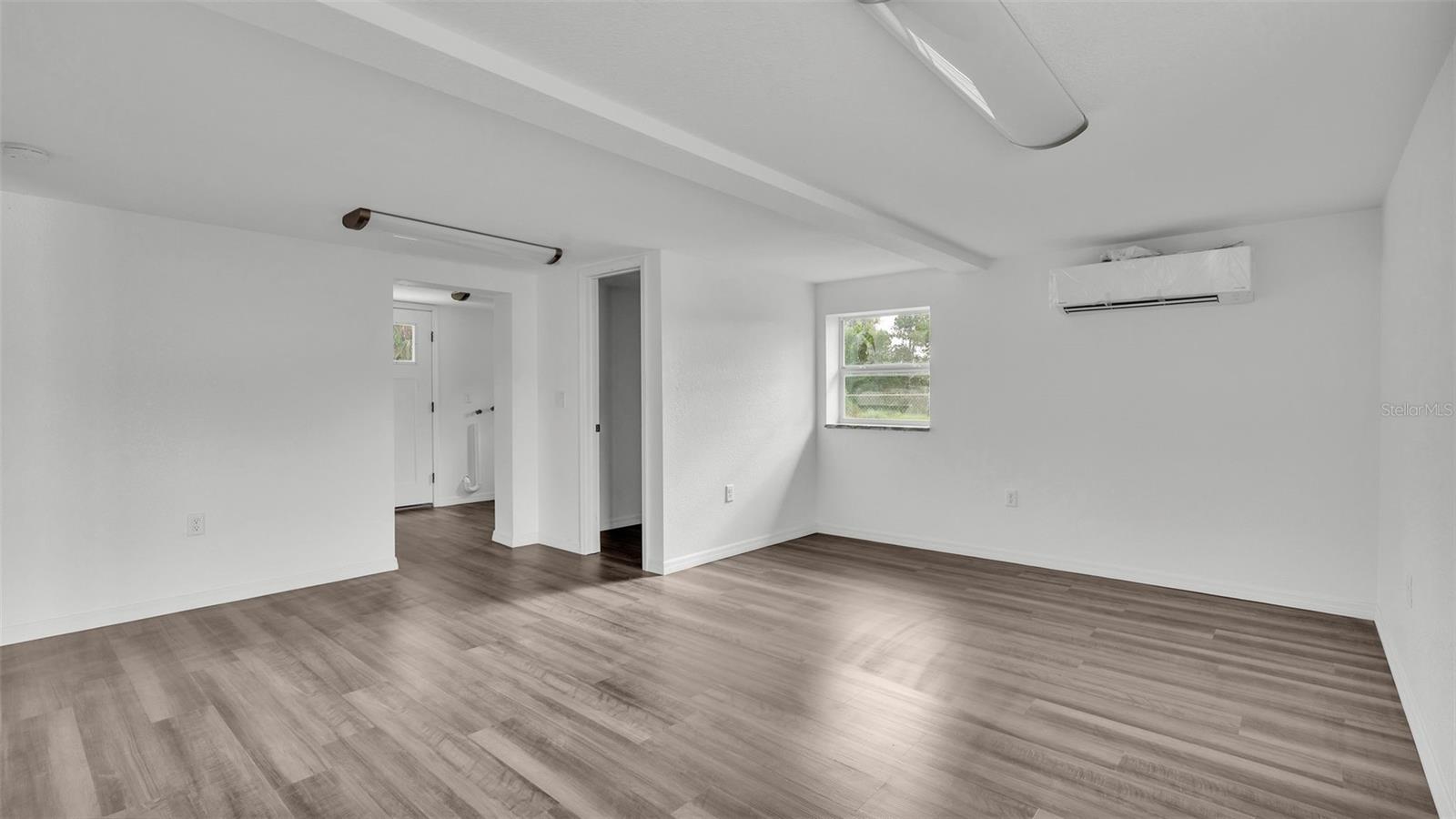 880 S Lake Shore Way Property Photo 37