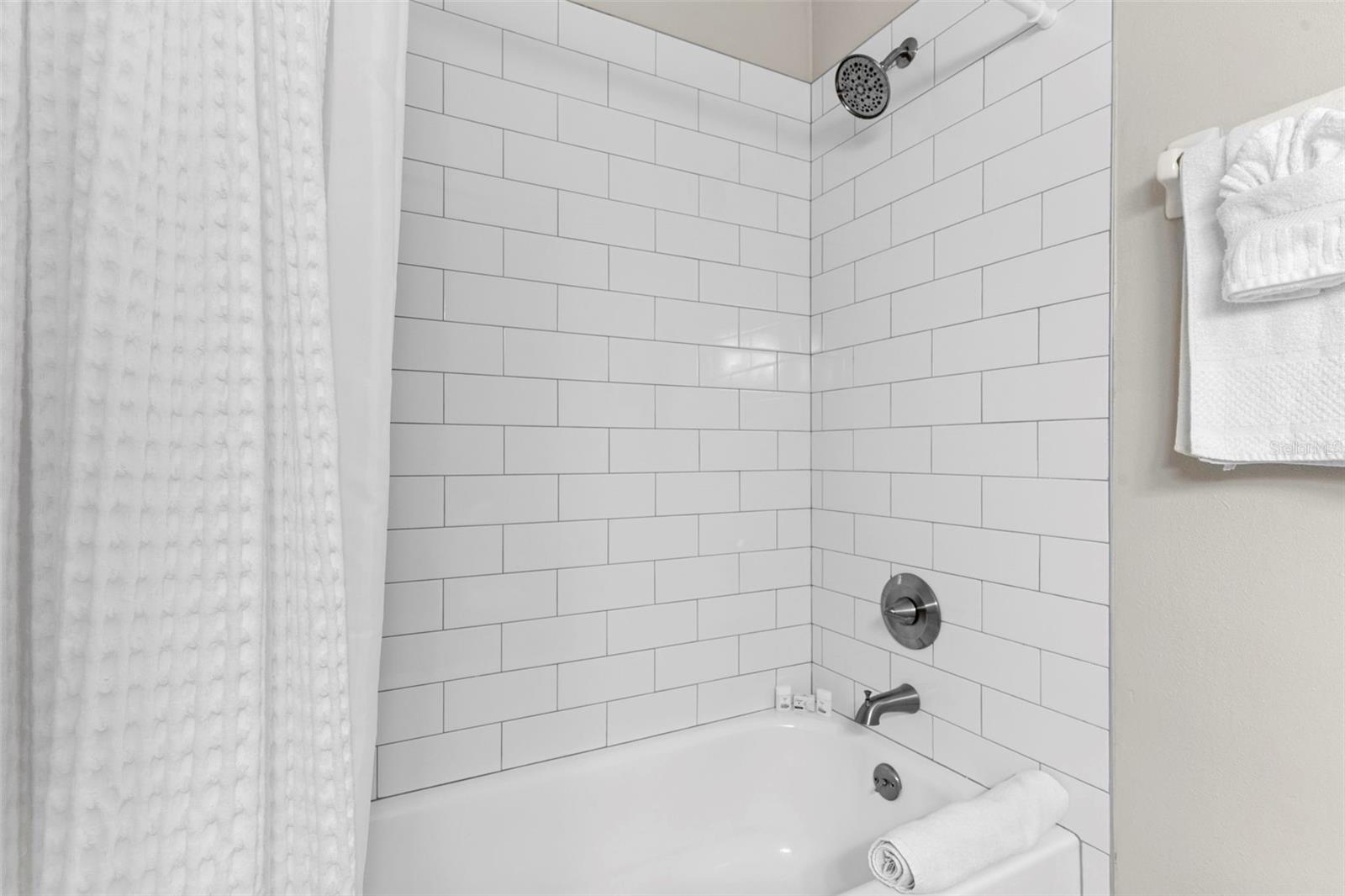 1507 E Henry Ave Property Photo 9