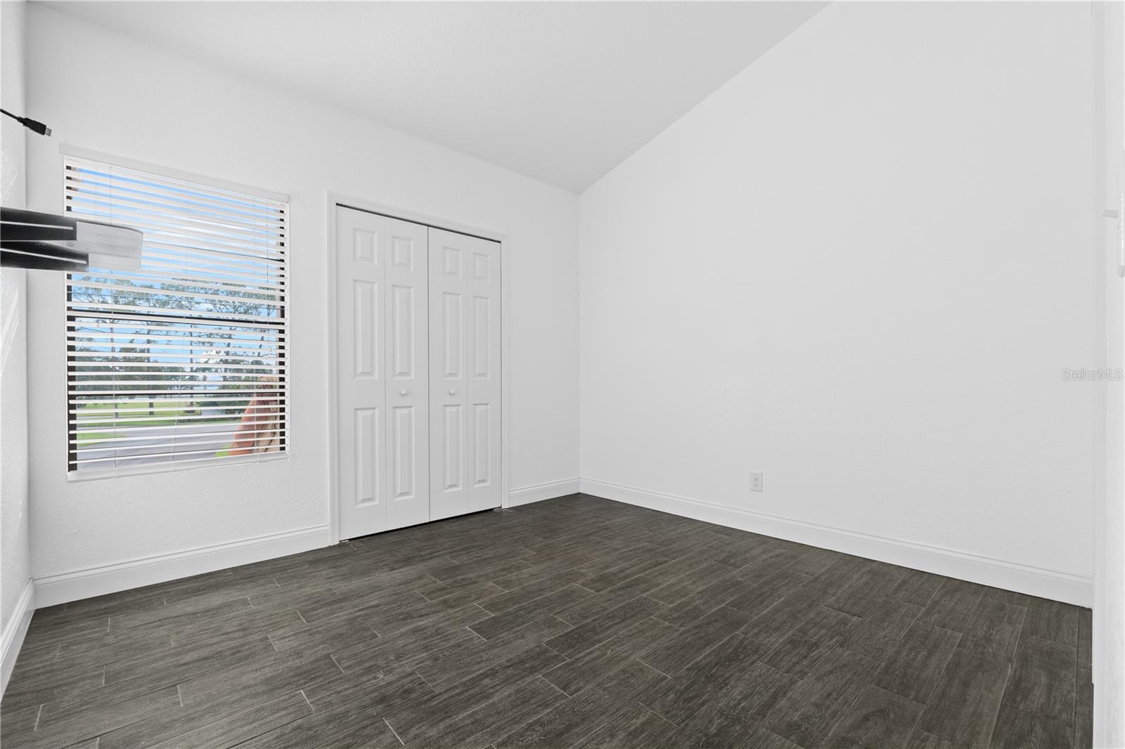 1710 Garden Lake Dr #1710 Property Photo 17