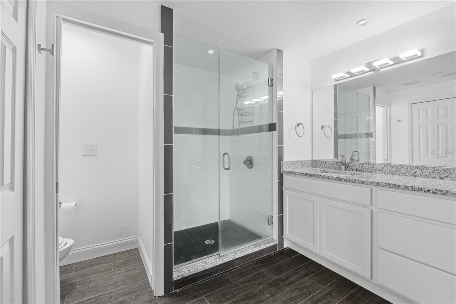 1710 Garden Lake Dr #1710 Property Photo 18