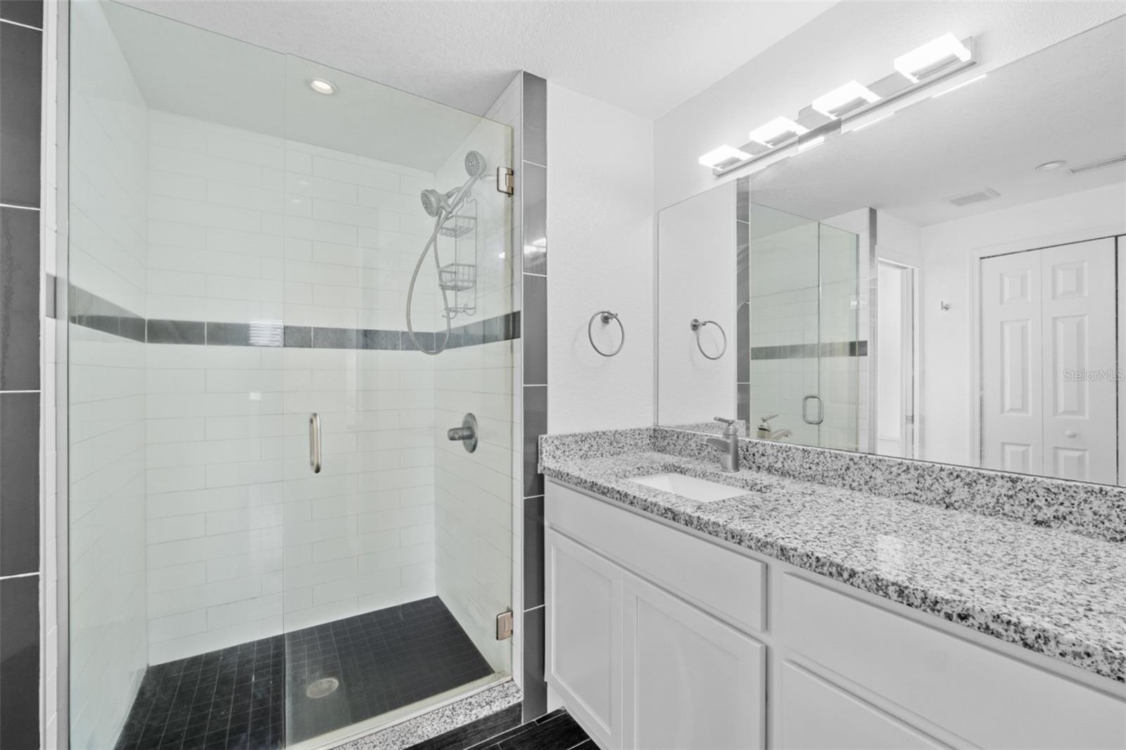 1710 Garden Lake Dr #1710 Property Photo 19