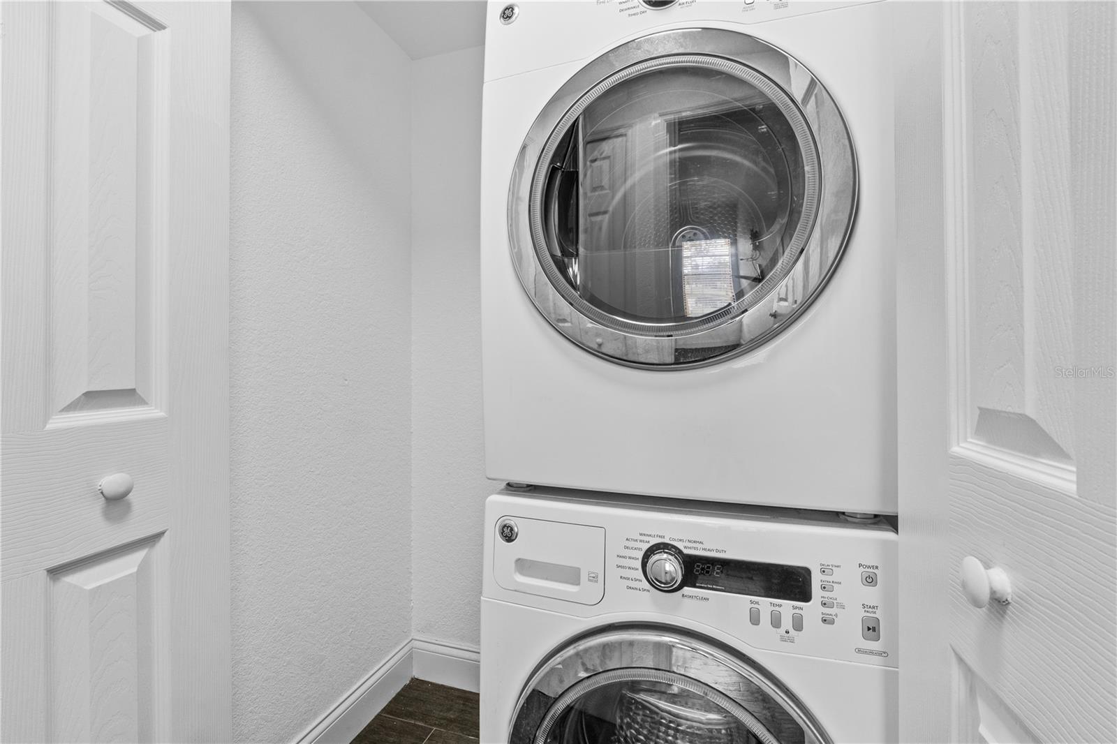 1710 Garden Lake Dr #1710 Property Photo 20