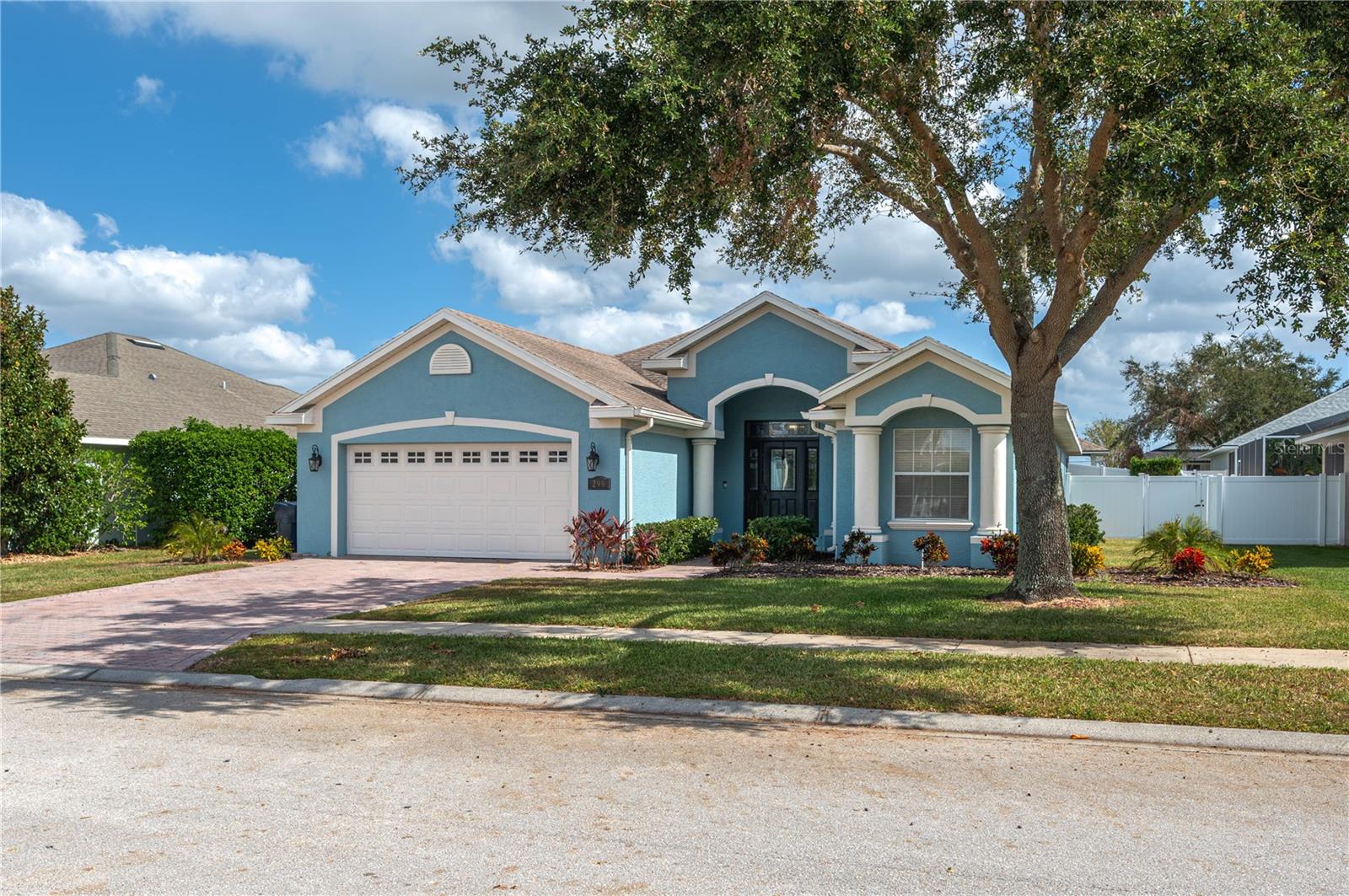 299 Bentley Oaks Blvd Property Photo