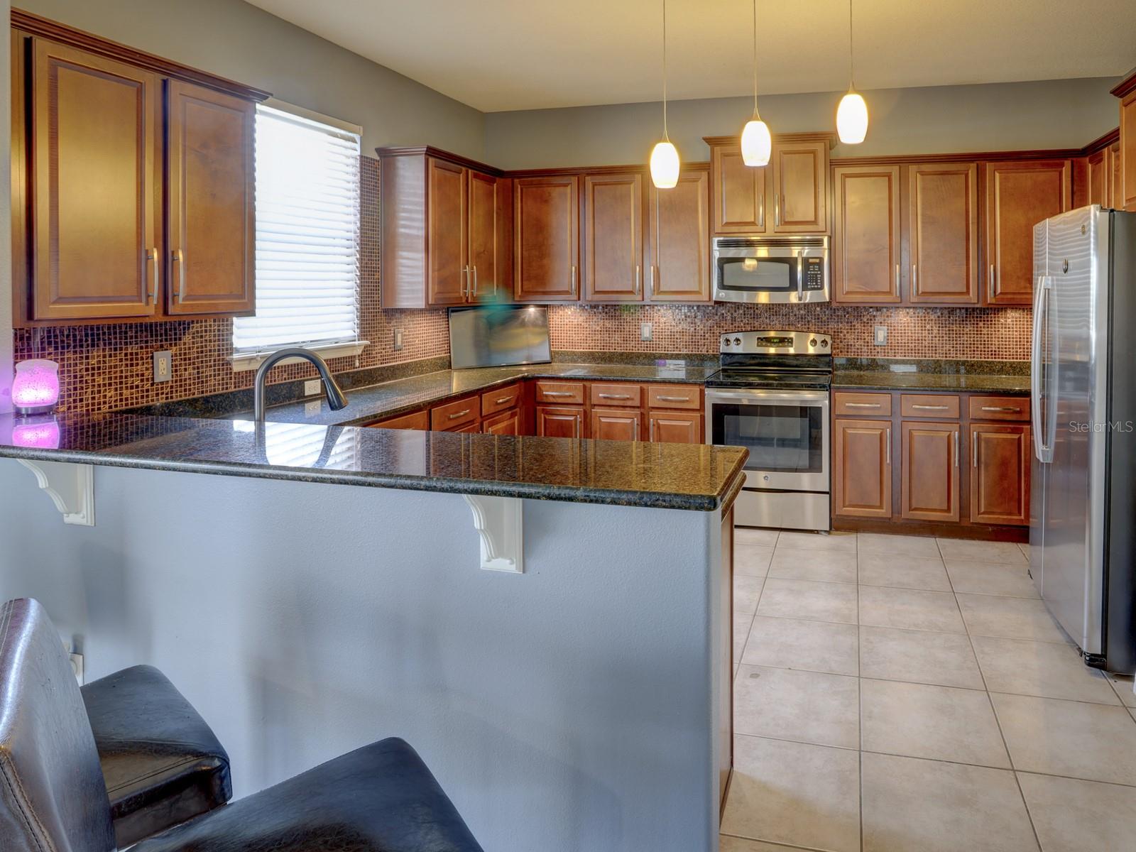 1918 Wind Meadows Dr Property Photo 18