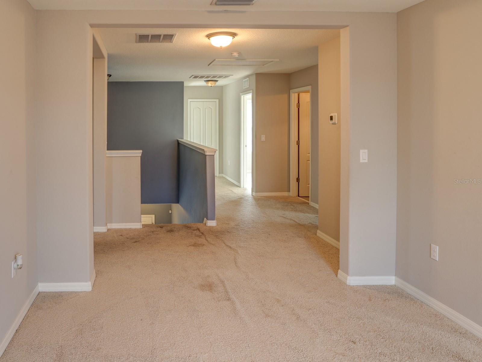 1918 Wind Meadows Dr Property Photo 23