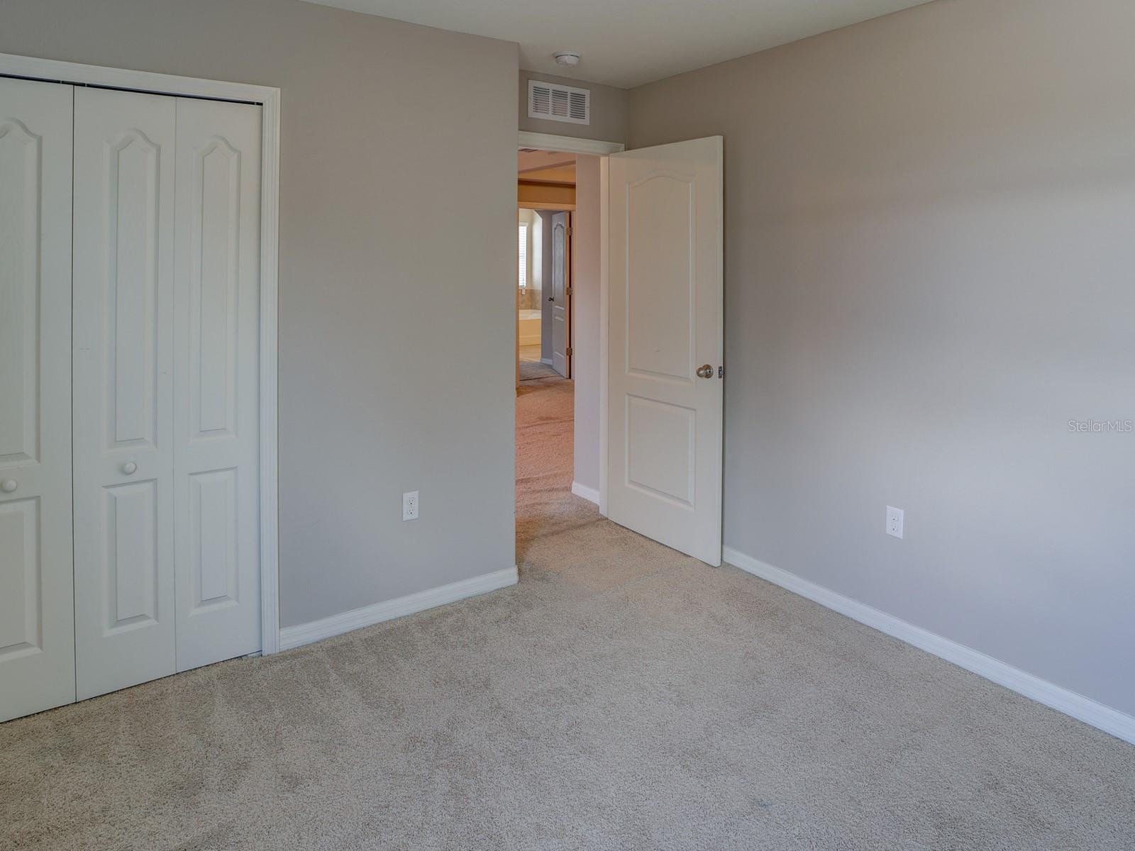 1918 Wind Meadows Dr Property Photo 29