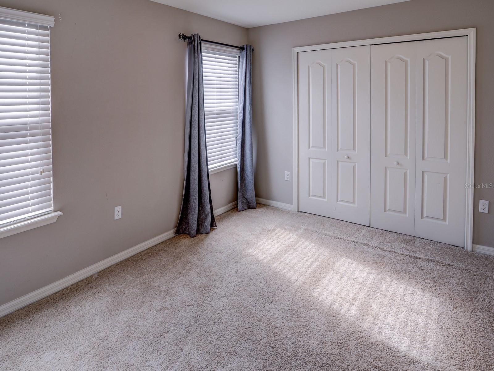 1918 Wind Meadows Dr Property Photo 32