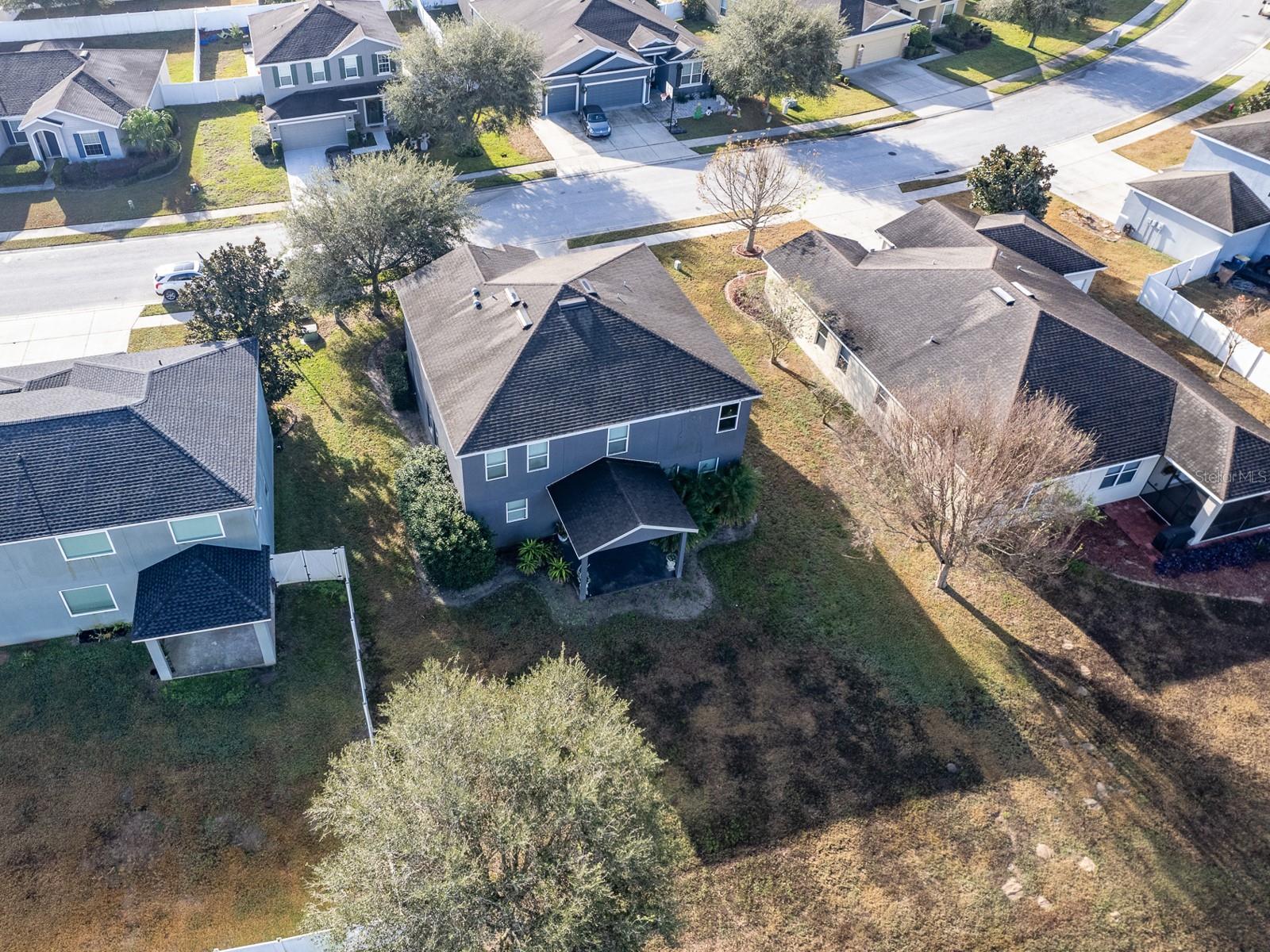 1918 Wind Meadows Dr Property Photo 37