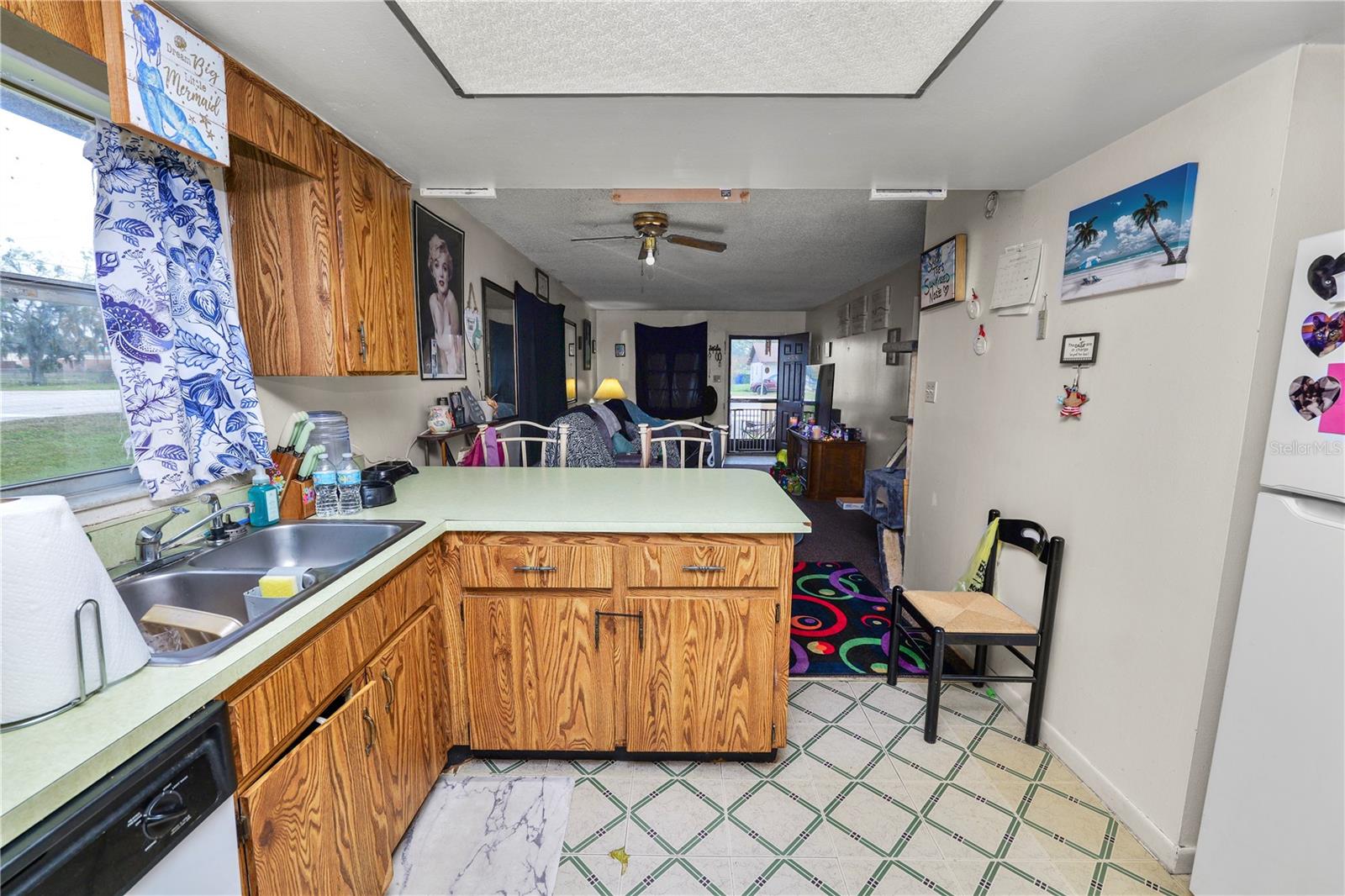 5850-5852 N Daughtery Rd #5850-5852 Property Photo 3
