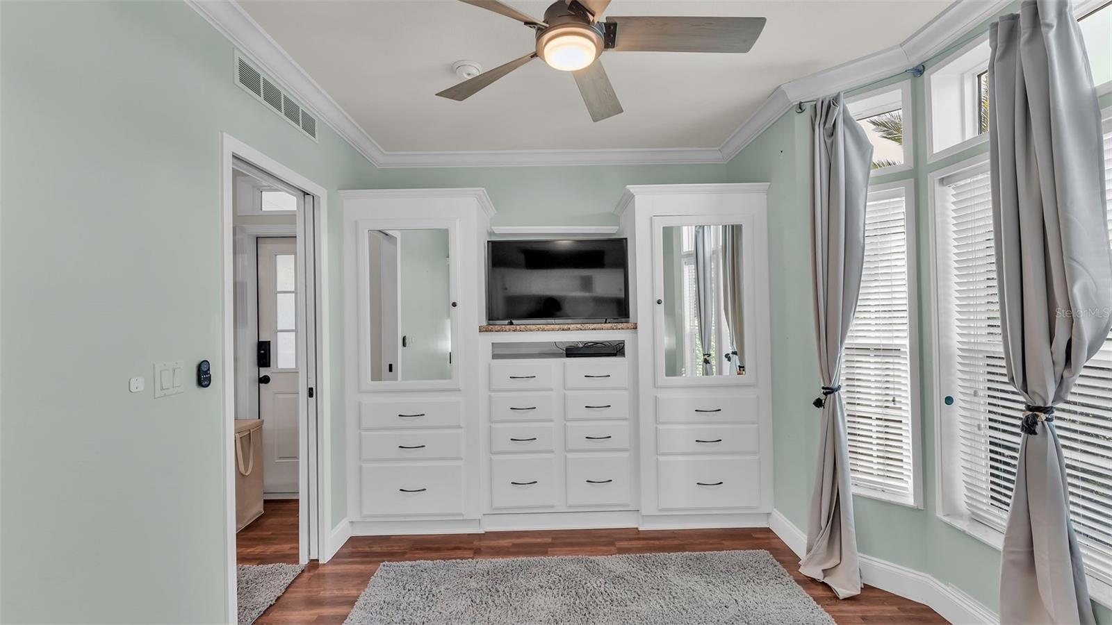 2307 Limewood Ave Property Photo 15