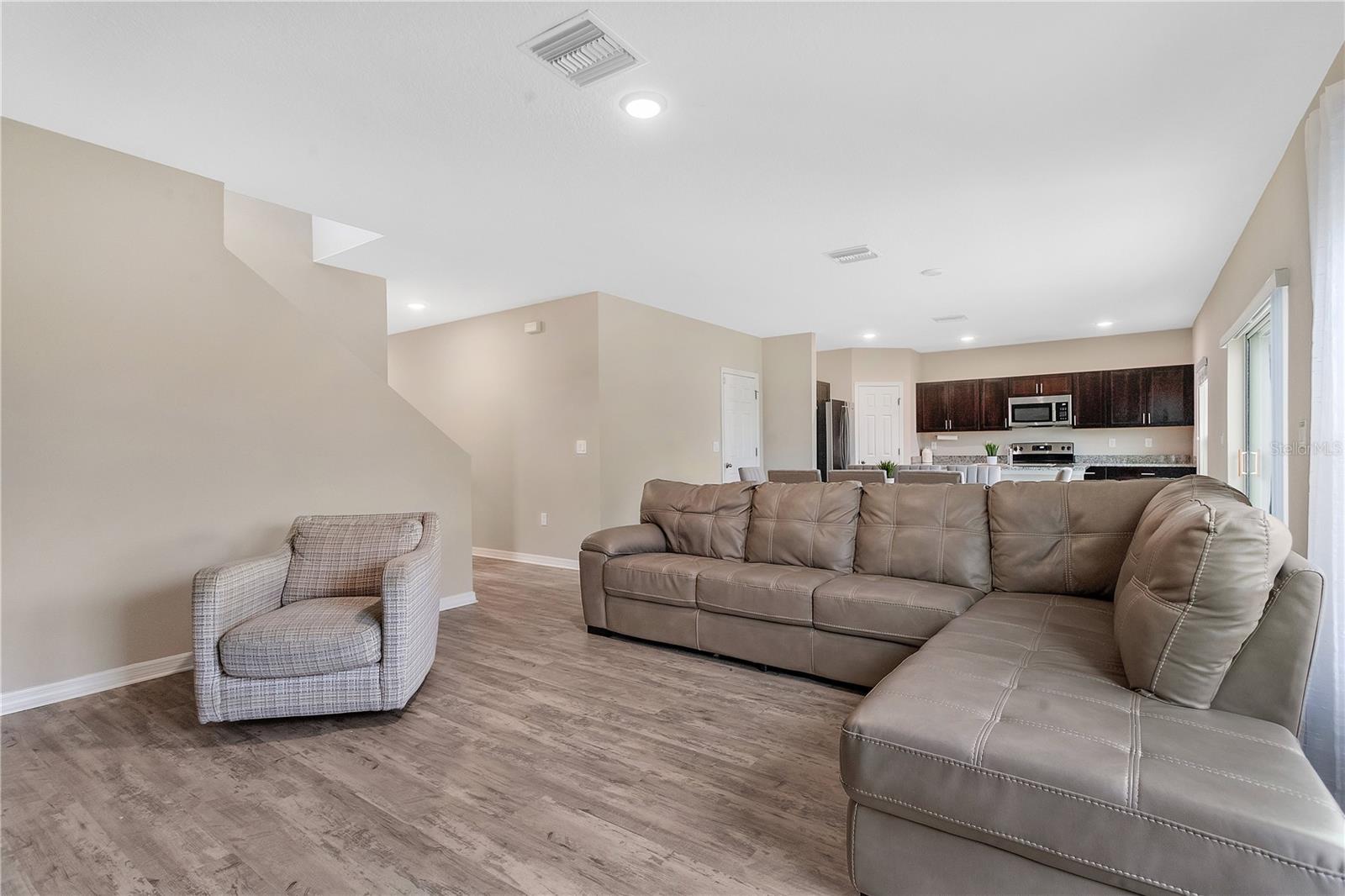 5460 Siltstone St Property Photo 6