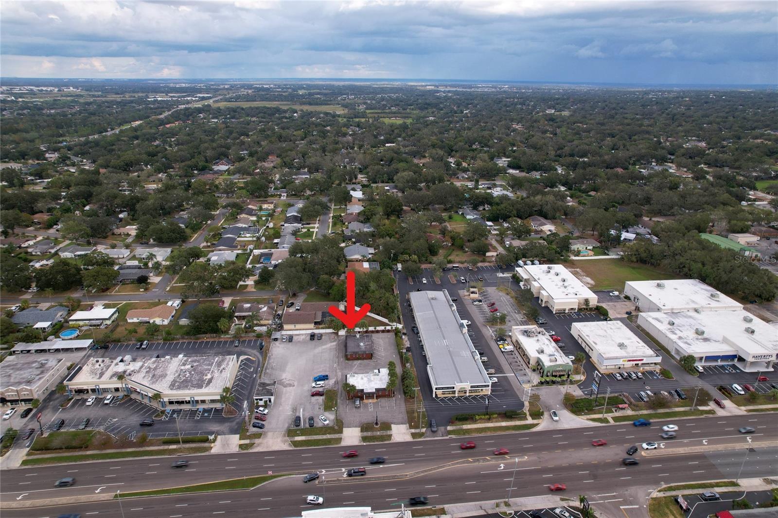 4202 S Florida Ave Property Photo 2
