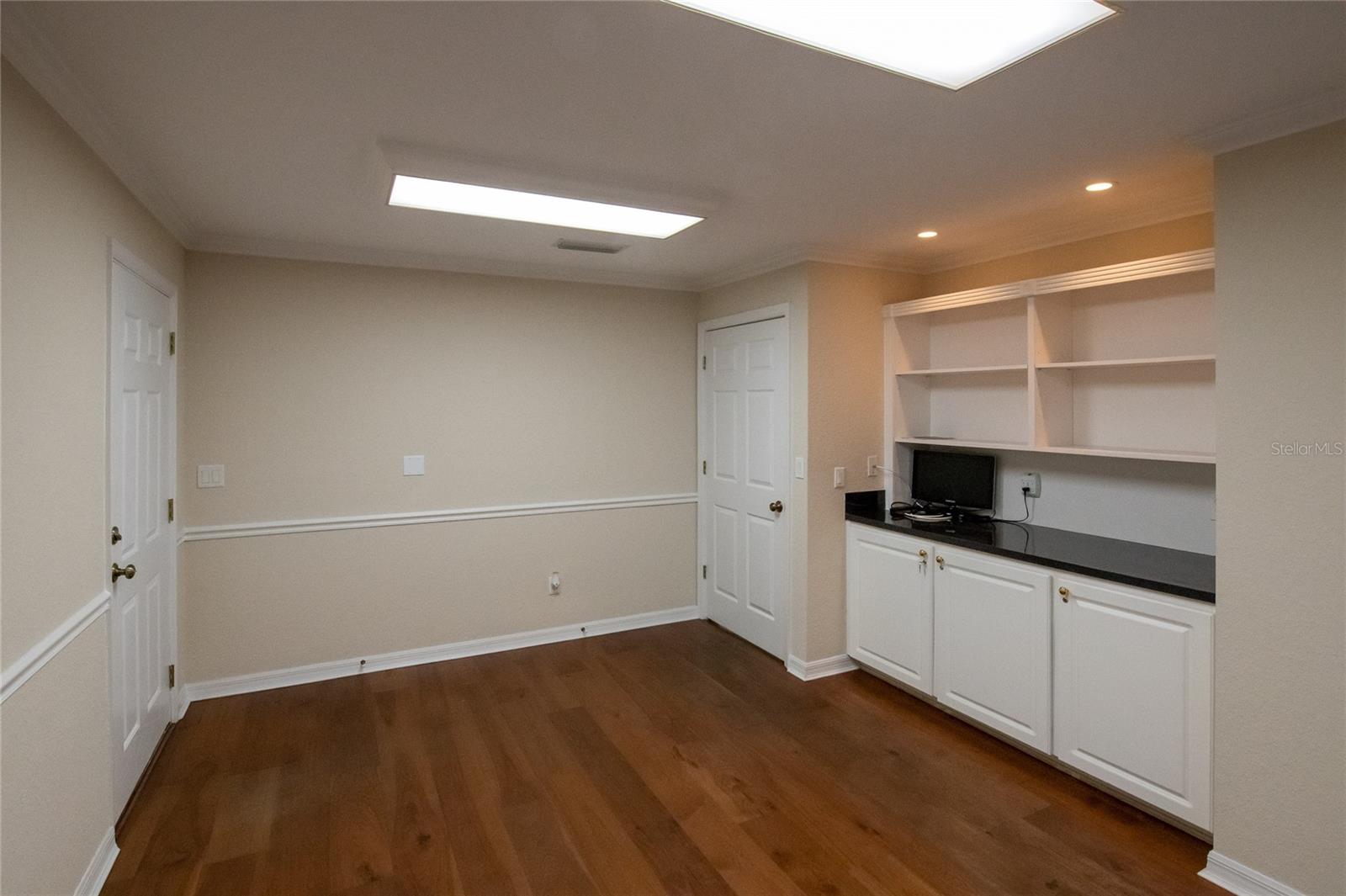 4202 S Florida Ave Property Photo 23
