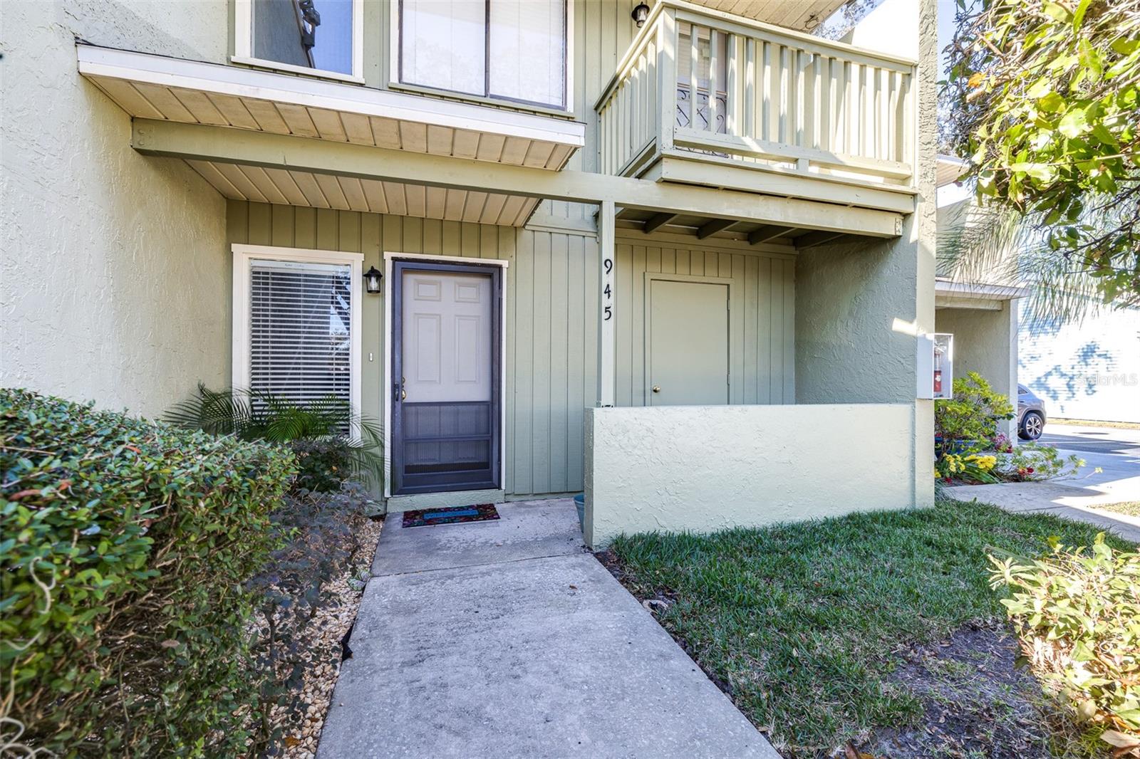 1561 Lakeview Dr #945 Property Photo 1
