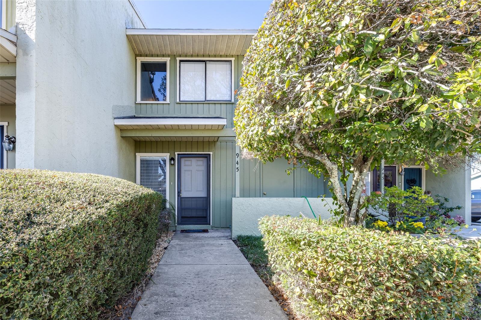 1561 Lakeview Dr #945 Property Photo 2