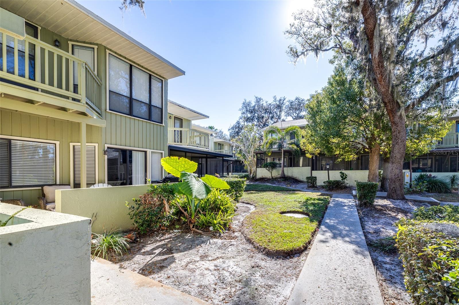 1561 Lakeview Dr #945 Property Photo 40