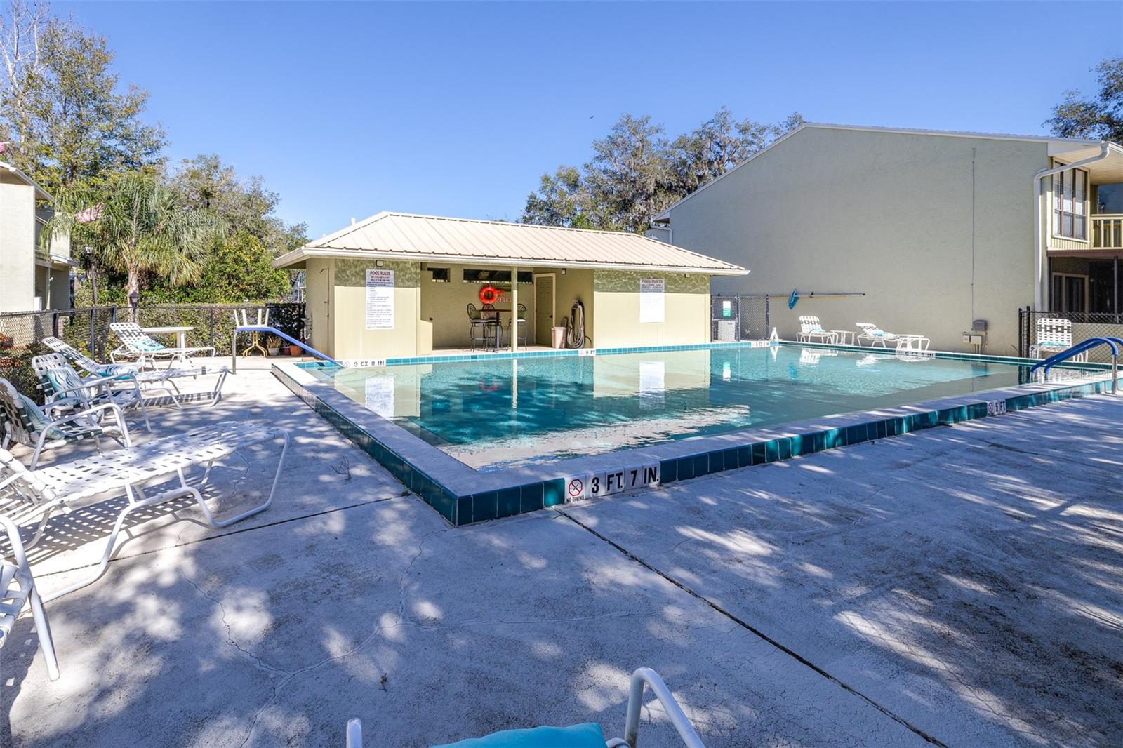 1561 Lakeview Dr #945 Property Photo 46