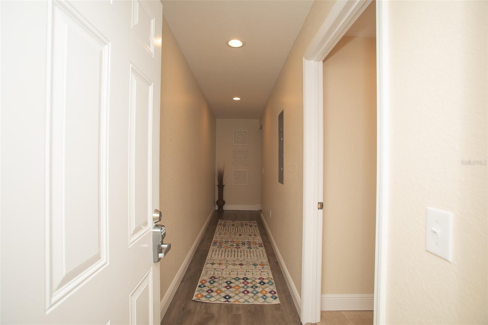 915 E Palmetto St Property Photo 27