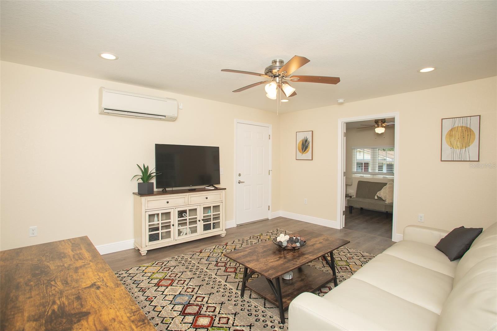 915 E Palmetto St Property Photo 29