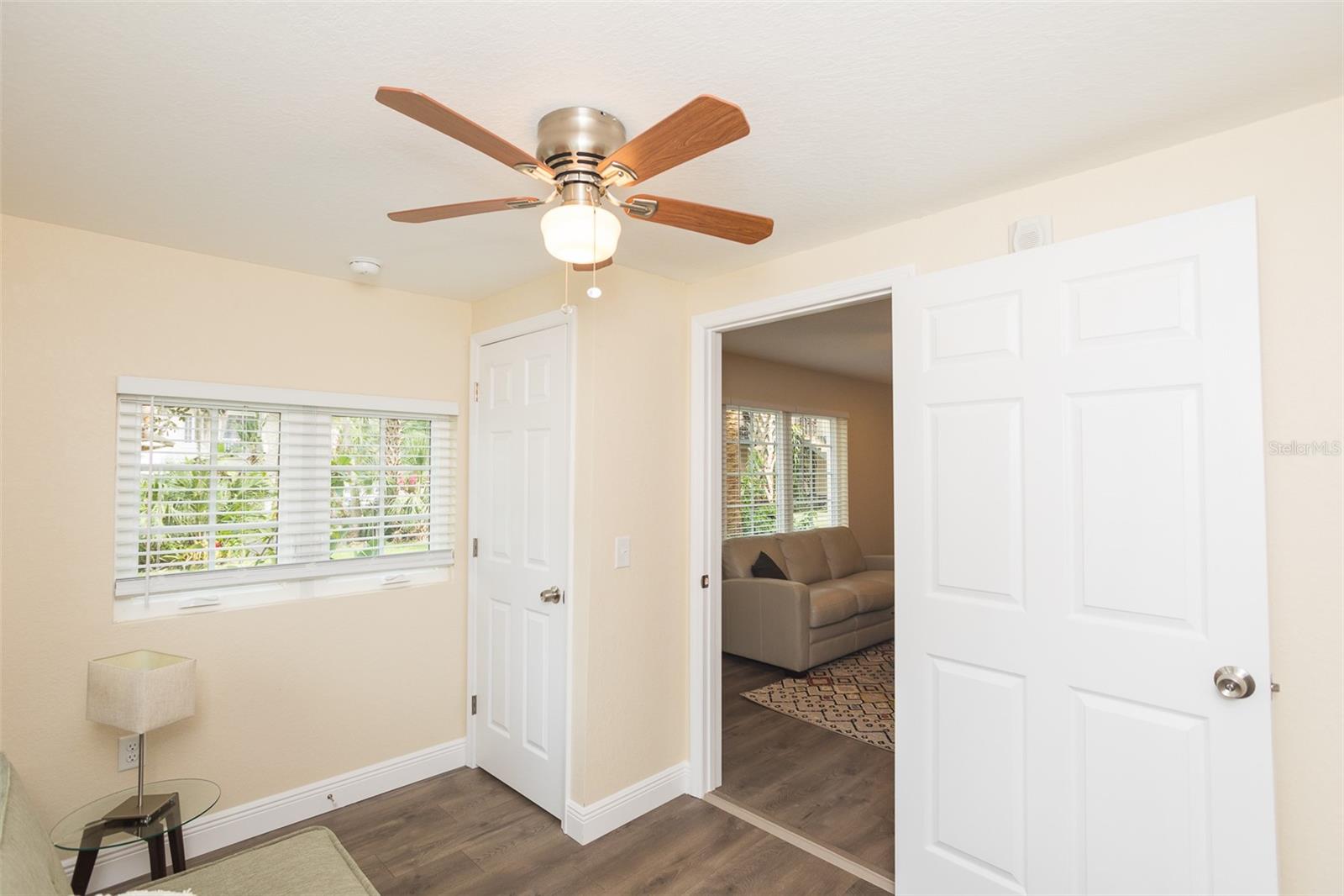 915 E Palmetto St Property Photo 12