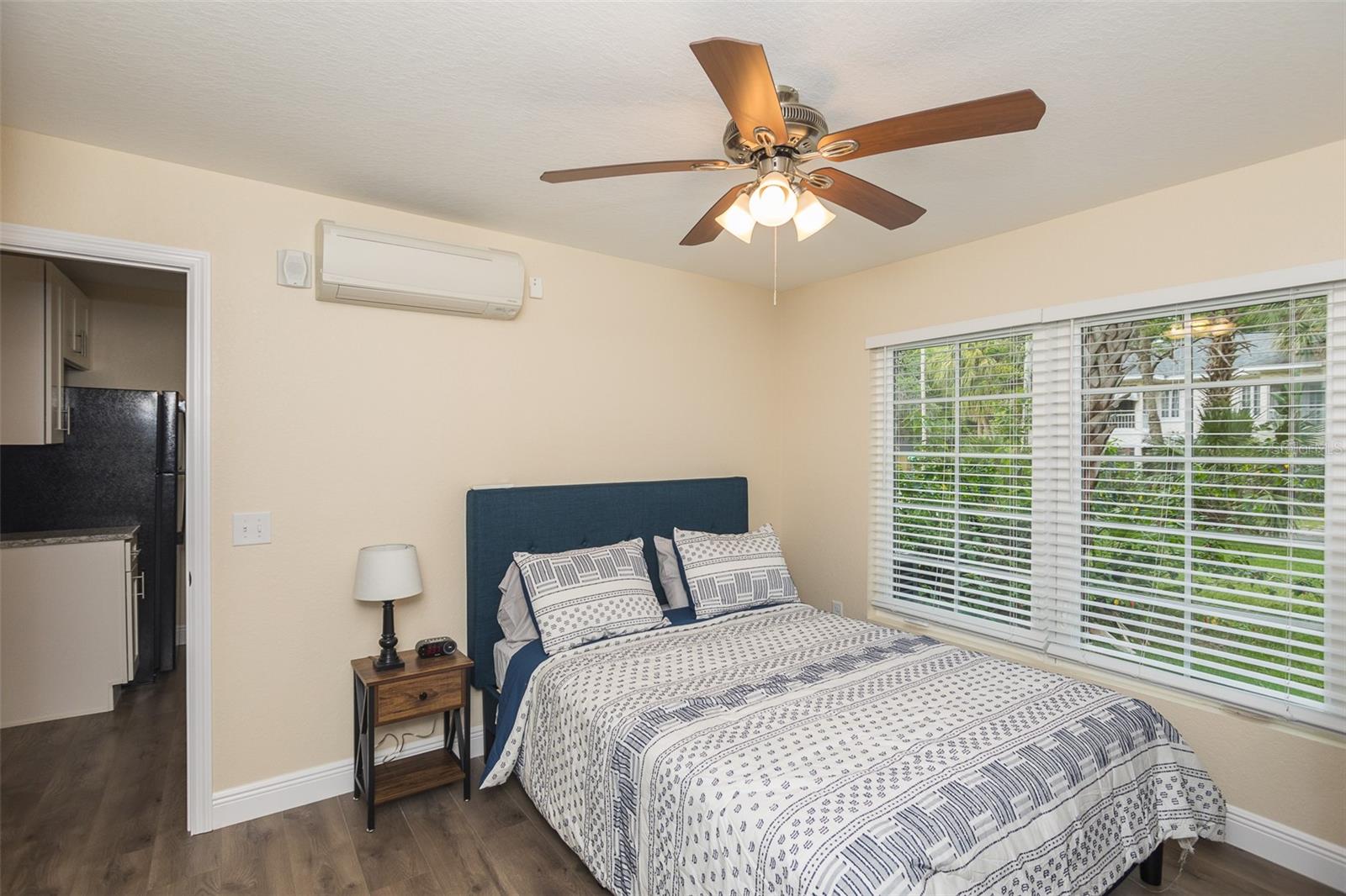 915 E Palmetto St Property Photo 23