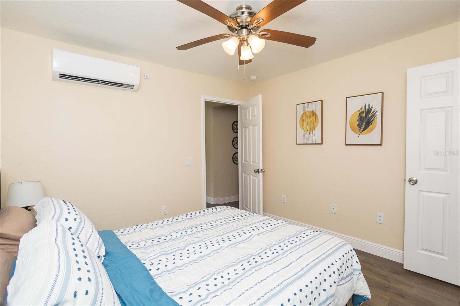 915 E Palmetto St Property Photo 45