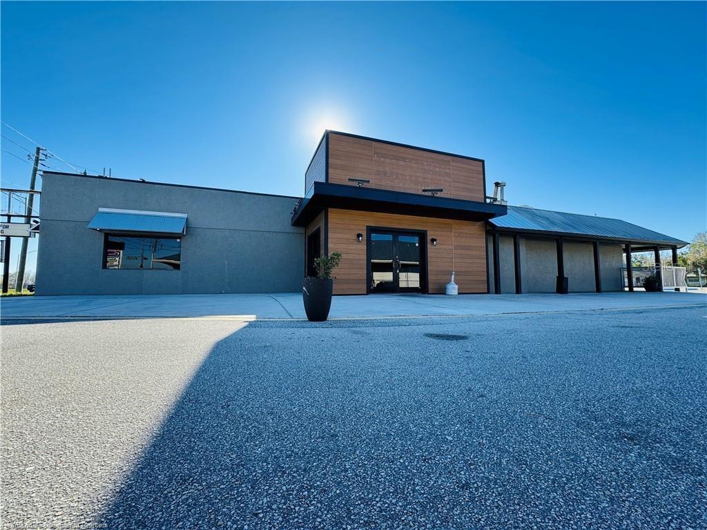 751 Us Highway 27 S Property Photo