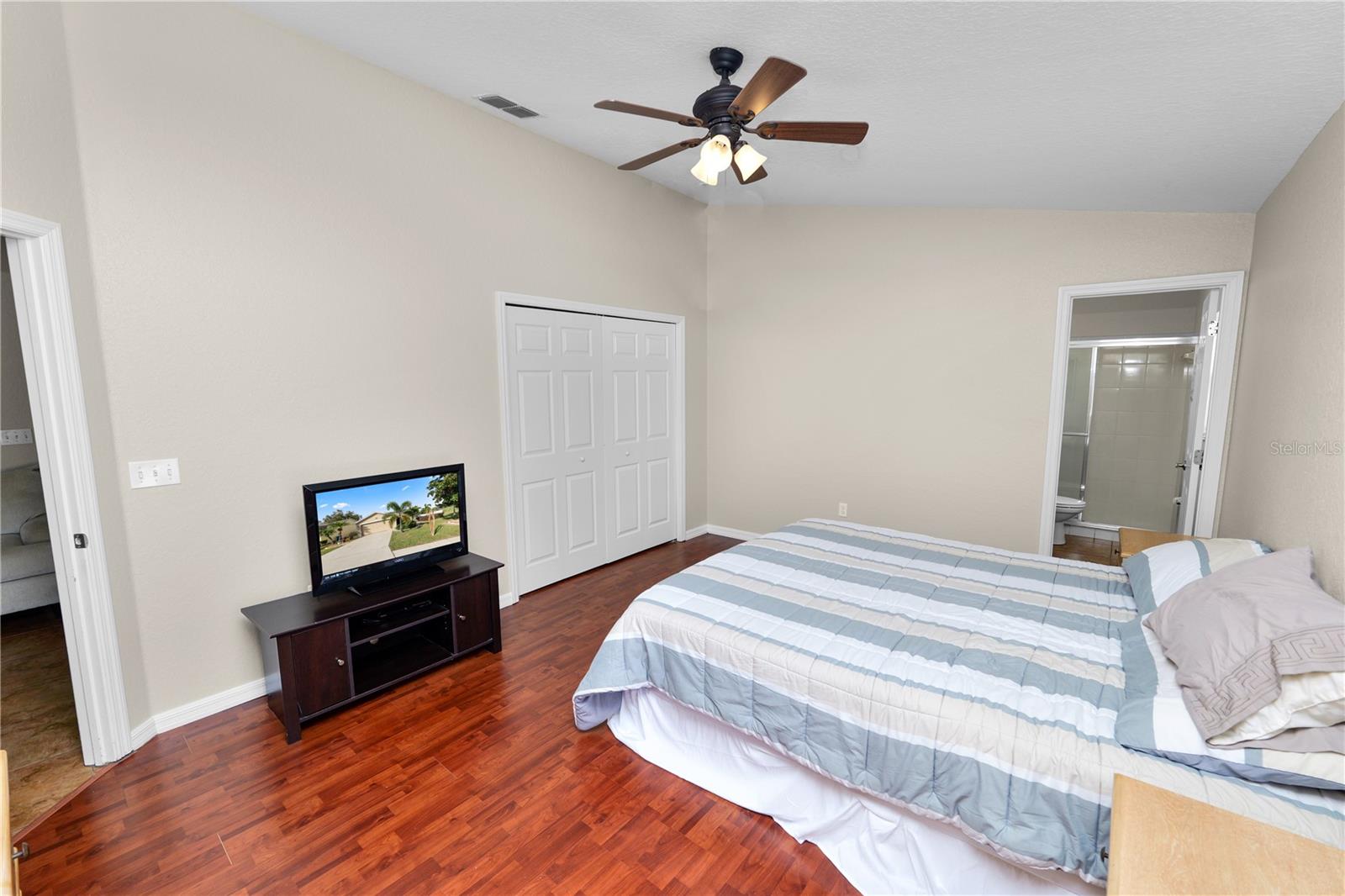 2160 Country Manor St Property Photo 14